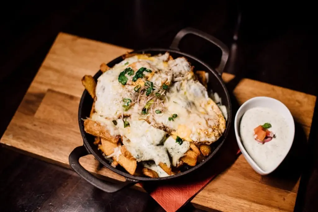 SCHANZ Catering Service: Loaded Fries